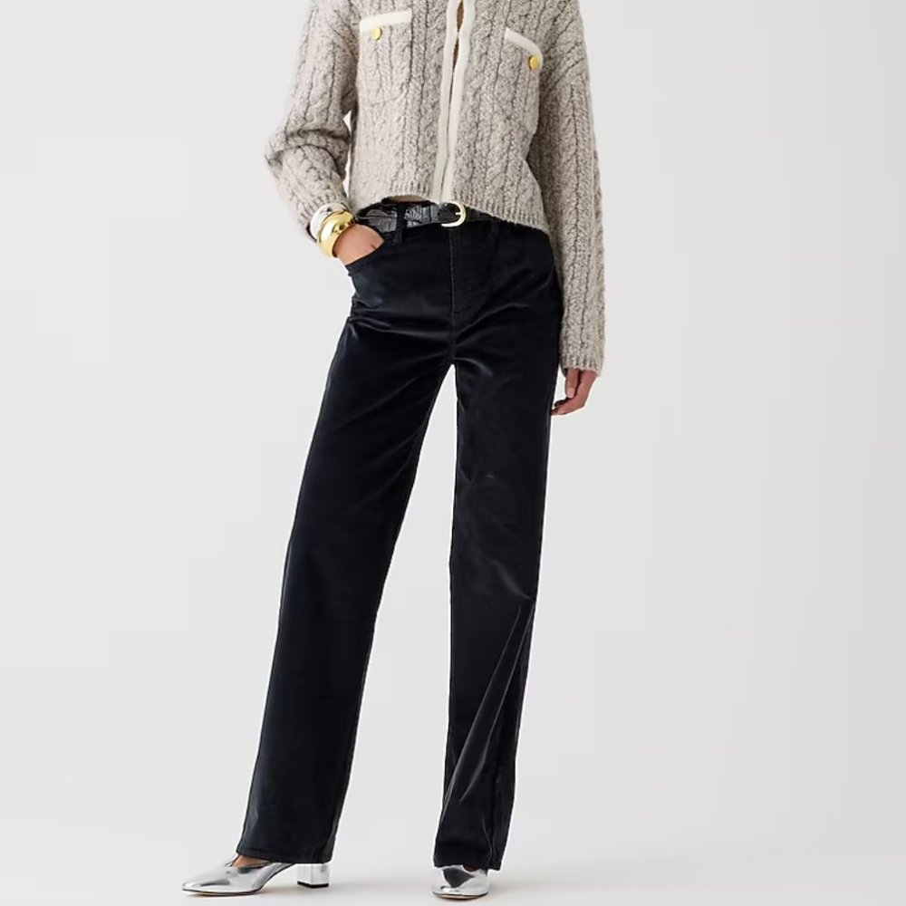 Petite full-length slim wide-leg pant in stretch velvet Size 27P